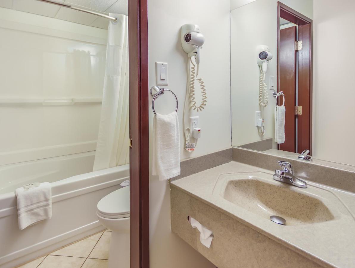Motel 6-Lethbridge, Ab Екстериор снимка