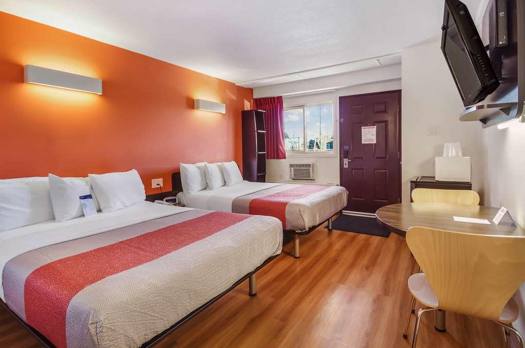 Motel 6-Lethbridge, Ab Стая снимка
