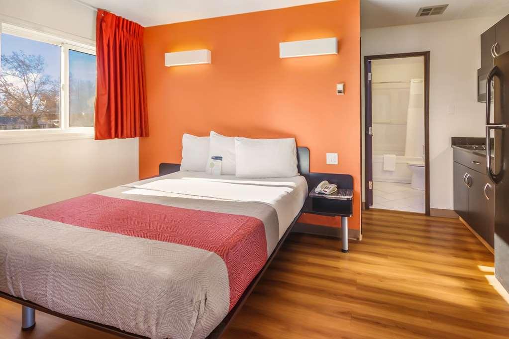 Motel 6-Lethbridge, Ab Стая снимка