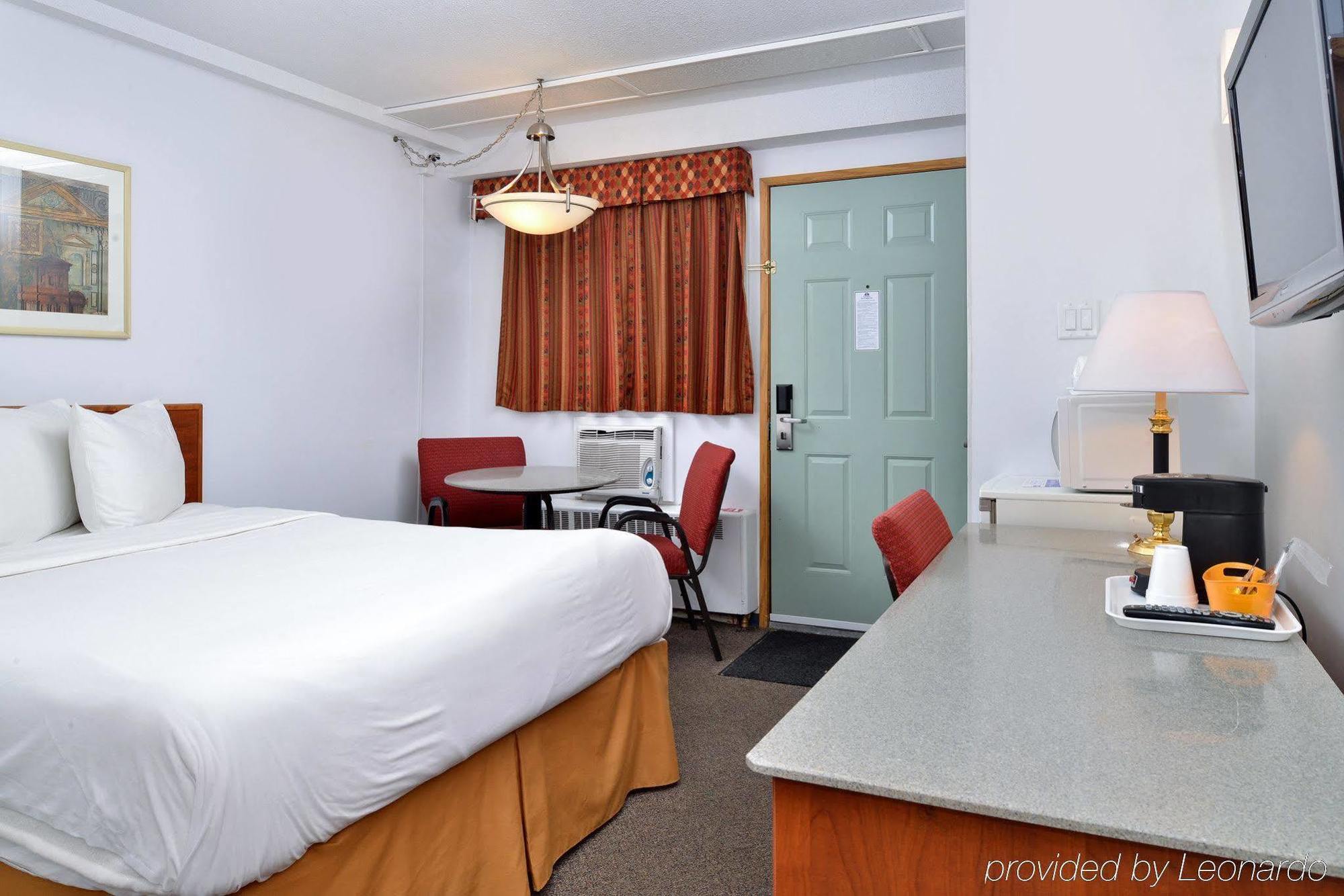 Motel 6-Lethbridge, Ab Екстериор снимка